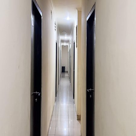Arcadia Rooms Redpartner Джакарта Екстер'єр фото